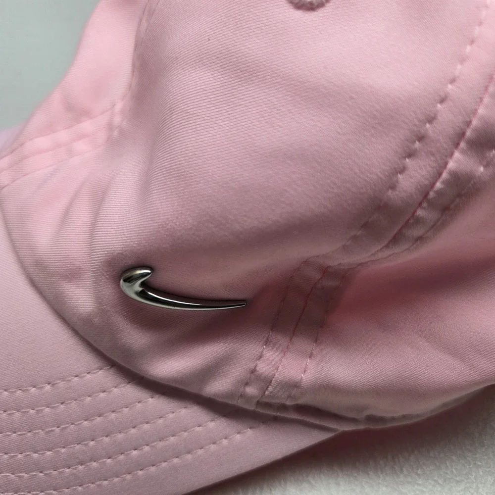 Nike Girls Baseball Cap OS Pink Curved Heritage 86 Buckle Strapback READ